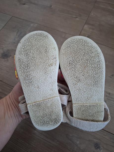 Farebné sandalky, primark,23