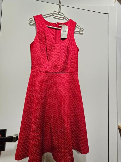 Nové šaty červené elegantné orsay, orsay,s