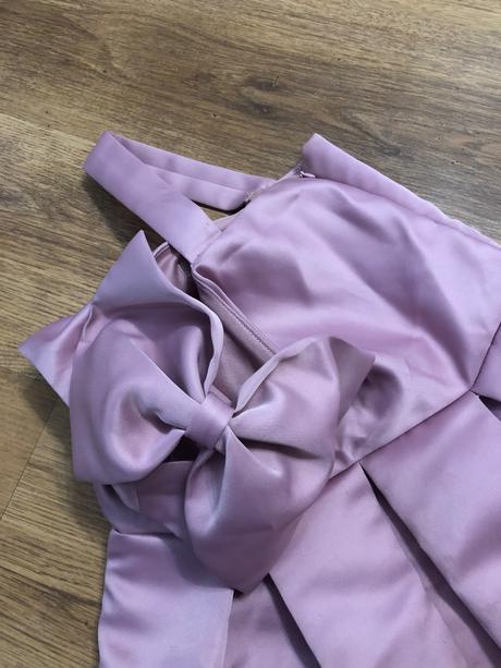 Dievčenské ružové šaty, 152