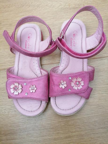 Sandálky, cupcake,29