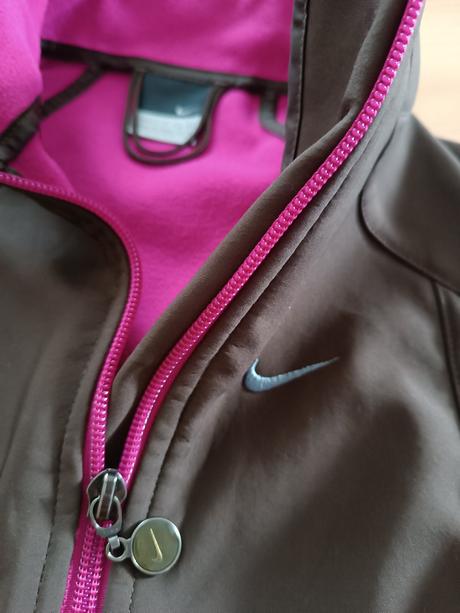 Vesta športová, nike,xs