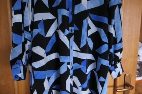 Karl lagerfeld monogram luxusne damske saty m, m