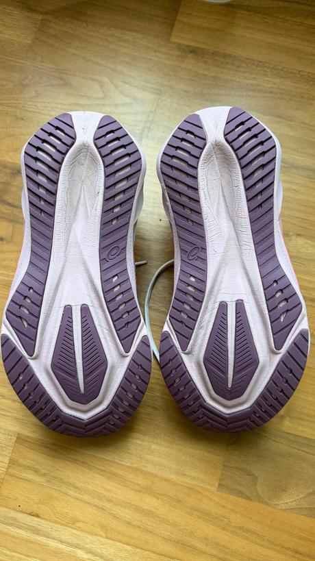 Bezecke damske asics novablast 5 topanky, asics,37