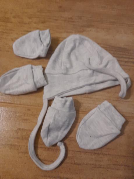 Čiapka a rukovačky, pepco,56