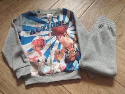 Tepláková súprava, 116