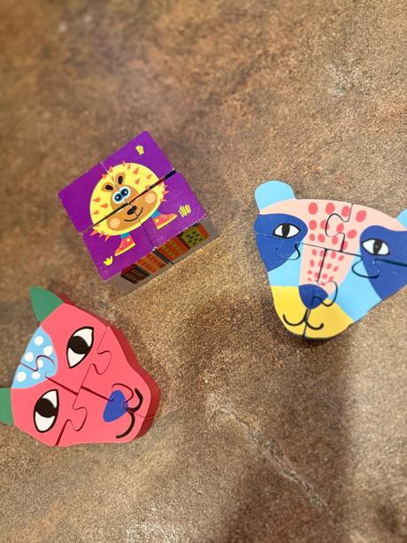 Drevené puzzle a kocky, 