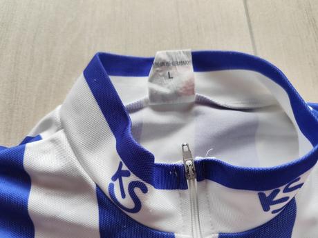 Predam cyklo dres, 
