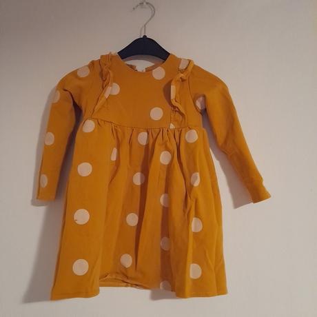 Dievčenské šaty, 104