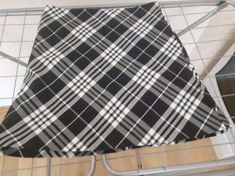 Damska ciernobiela sukna amisu, amisu,170