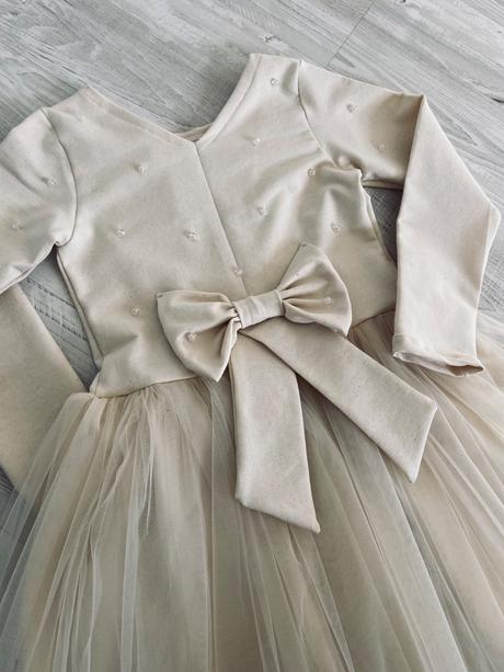 Sviatočné saty, 68 - 146