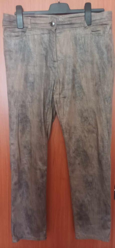 Hnede lesklé rifle, yessica,42