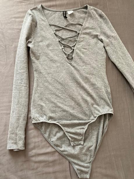 Body s vyzivavym výstrihom, h&m,s
