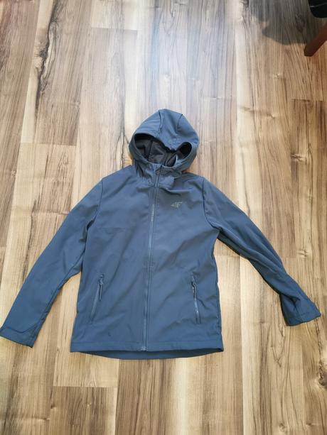 Prechodná bunda, 164