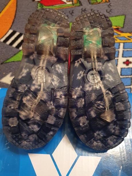 Svietiace gumáky power blinky 25, 25