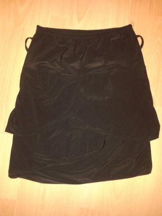 Cierna elasticka sukna, m