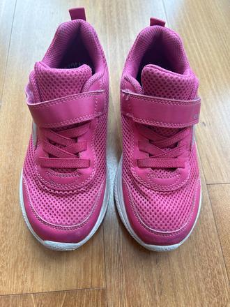 Tenisky halovky, geox,32