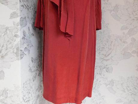 Kvalitne trendy saty, 42