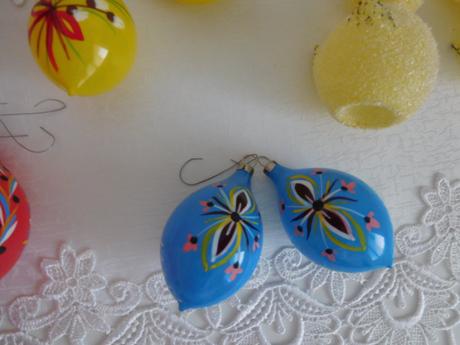 Veľkonočné fúkané závesné ozdoby kuriatká+vajíčka,