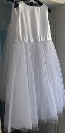 Šaty na 1. sväte prijimanie, 146