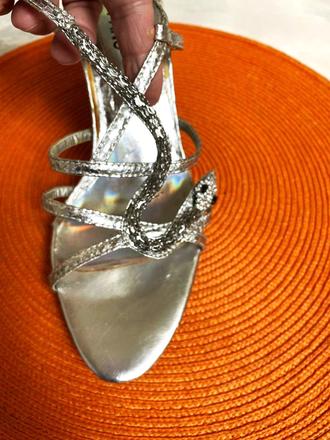 Strieborné sandálky, 40