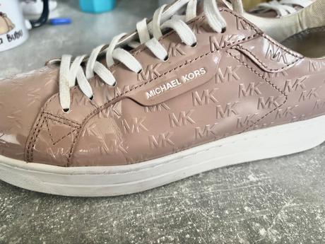 Na predaj krasne moderne oblecenie s m, geox,s