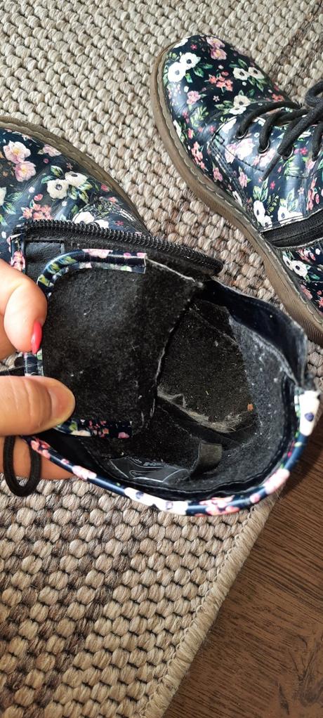 Čižmy, reserved,33