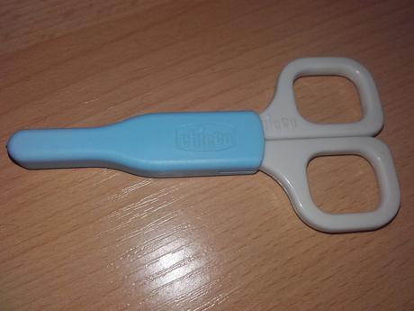 Nožničky pre babätko chicco, 