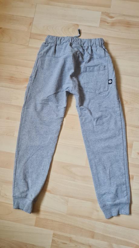 Teplaky, pompdelux,122