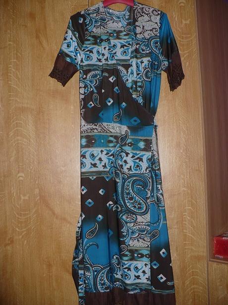 Dlhšie šaty s rôznymi vzormni, m