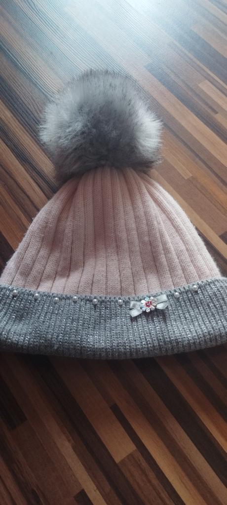 Ružová zimná ciapka, 122