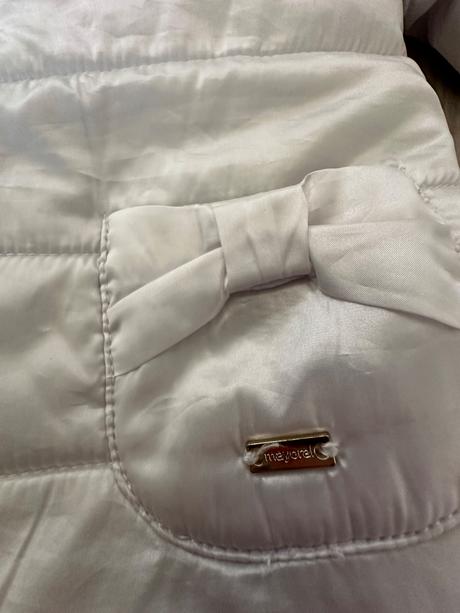 Biela bundicka, mayoral,86