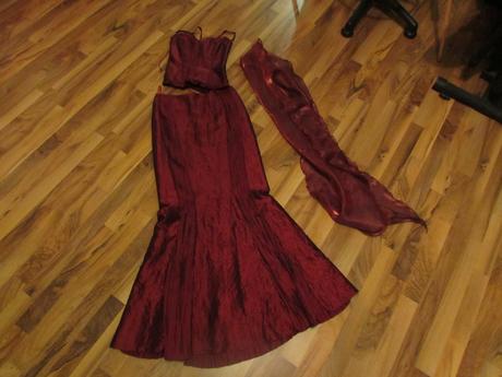 Korzetové šaty, 36