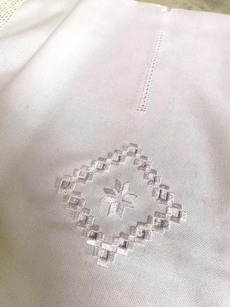 Veľký sviatočný luxusný obrus,