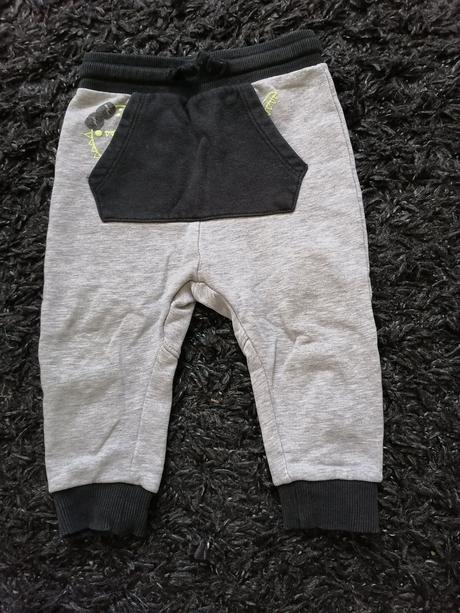 Tepláčky, reserved,80