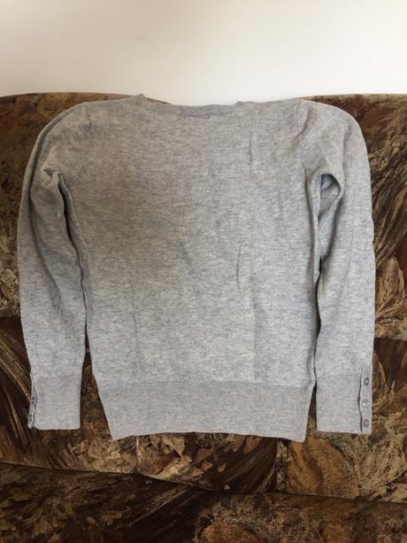 Sivý svetrík, next,34