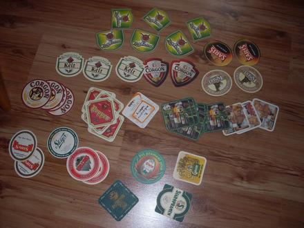 Podložky pod poháre/podpivníky,