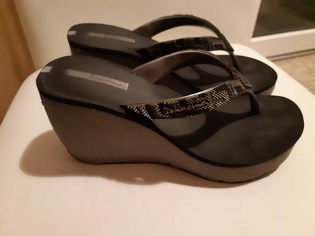Ipanema pohodlné platformové šľapky, 38