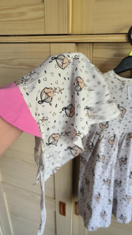 Šaty plus šatka na hlavičku, 98