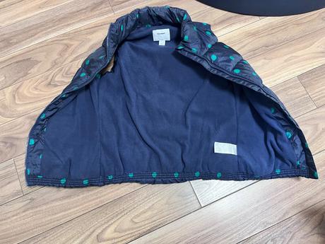 Predám hrubú vestu, old navy,146