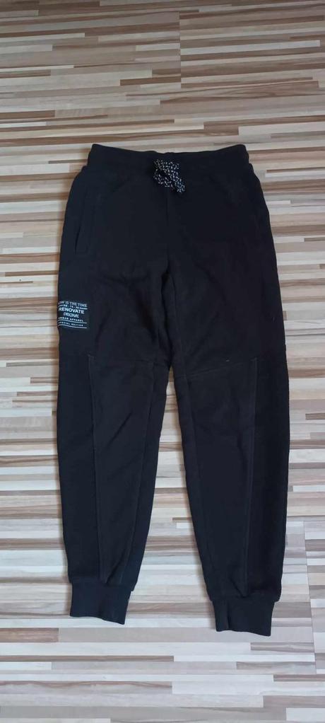 Tepláky, pepperts,134