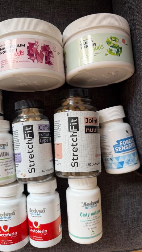 Vitamíny medveď , forever a brain market, 