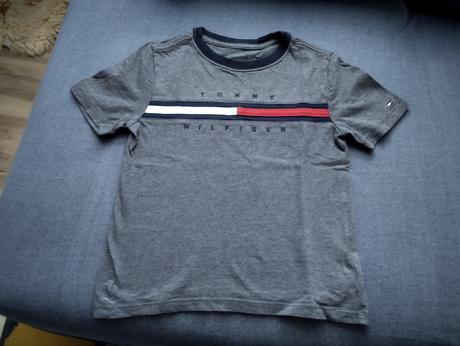 Tricko, tommy hilfiger,110
