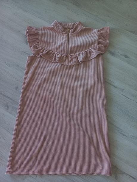 Dievčenské šaty, 158