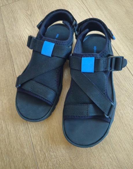 Sandale, reserved,36