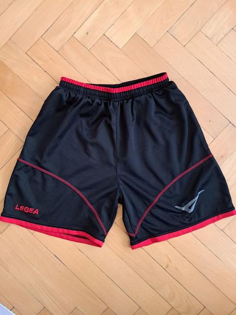 Kraťasy nike veľ. m, futbalové trenky legea veľ. m, nike,m