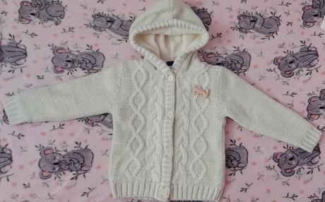 Teplý svetrík, lupilu,86