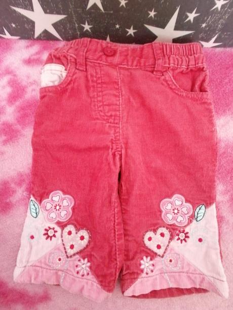 Červeno ružové nohavice, 56