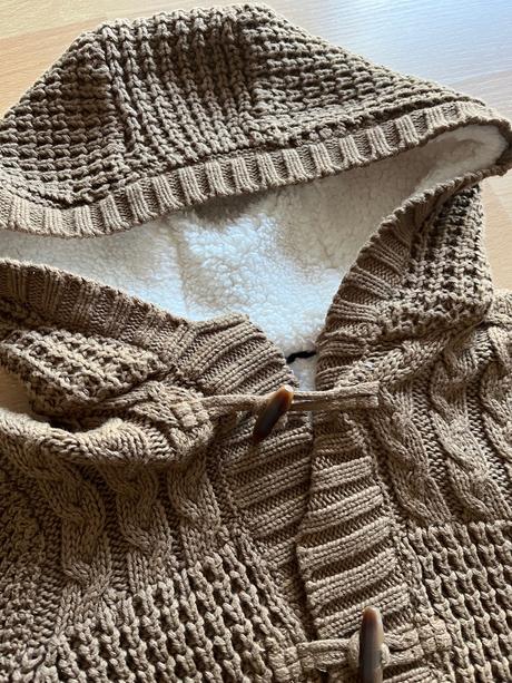 Svetrík na gombíky, f&f,110