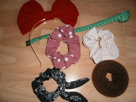 Rôzne ozdoby do vlasov, h&m