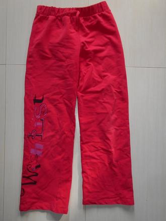 Tepláky zn. pimpant, 134